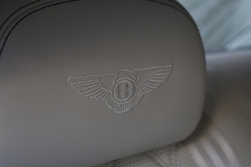 2015 Bentley Flying Spur In vendita (immagine 50 di 128)