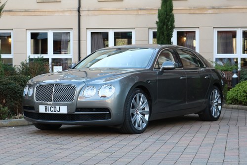 2015 Bentley Flying Spur In vendita (immagine 3 di 128)