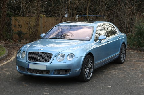 2005 Bentley Flying Spur Te koop (foto 2 van 123)