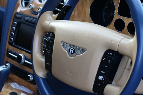 2005 Bentley Flying Spur Te koop (foto 17 van 123)
