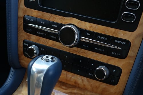 2005 Bentley Flying Spur Te koop (foto 24 van 123)