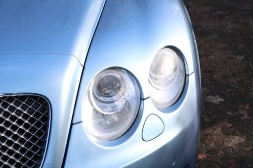 2005 Bentley Flying Spur Te koop (foto 59 van 123)