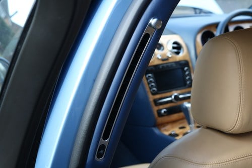2005 Bentley Flying Spur Te koop (foto 32 van 123)