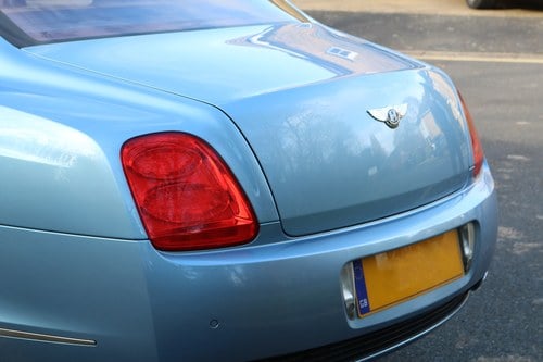 2005 Bentley Flying Spur Te koop (foto 79 van 123)