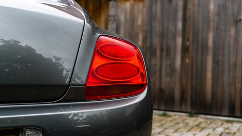 2004 Bentley Continental GT zum Verkauf (Bild 88 von 135)