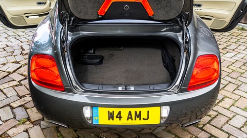 2004 Bentley Continental GT zum Verkauf (Bild 64 von 135)