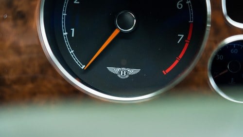 2004 Bentley Continental GT zum Verkauf (Bild 26 von 135)