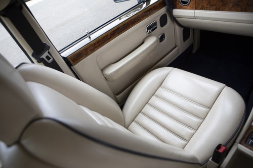 1990 Bentley Mulsanne S Te koop (foto 88 van 199)