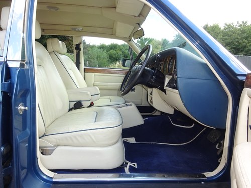 1986 Bentley Mulsanne Te koop (foto 47 van 188)