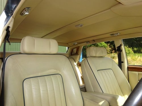 1986 Bentley Mulsanne Te koop (foto 52 van 188)