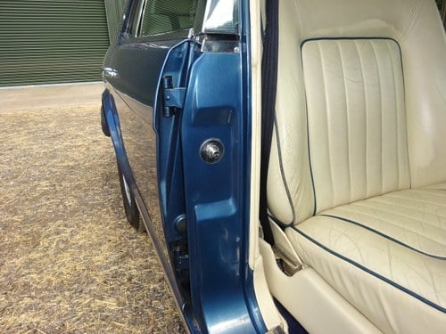 1986 Bentley Mulsanne Te koop (foto 23 van 188)