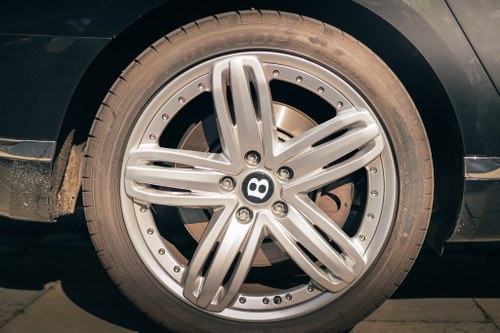 RESERVE LOWERED - 2011 Bentley Mulsanne In vendita (immagine 16 di 108)