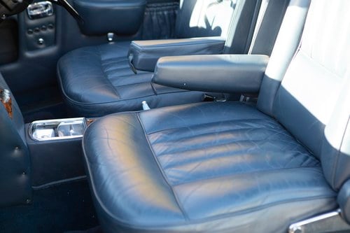 1970 Bentley T Series Drophead Coupé by Mulliner Park Ward For Sale (picture 59 of 166)