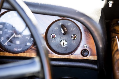1970 Bentley T Series Drophead Coupé by Mulliner Park Ward For Sale (picture 37 of 166)
