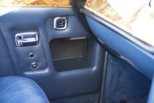 1970 Bentley T Series Drophead Coupé by Mulliner Park Ward For Sale (picture 76 of 166)