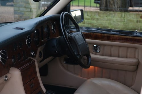 1997 Bentley Turbo R LWB For Sale (picture 13 of 82)