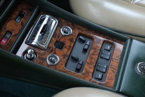 1989 Bentley Turbo R En venta (imagen 23 de 192)