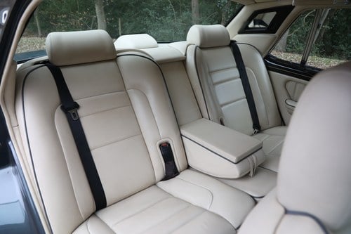 1995 Bentley Turbo S (1 of 60) In vendita (immagine 29 di 72)