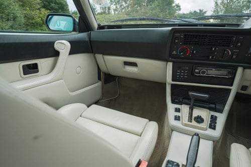 1989 BMW 635CSi (E24) zum Verkauf (Bild 28 von 234)