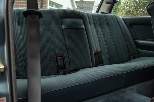 1988 BMW 325i Manual 2-door (E30) Te koop (foto 22 van 137)