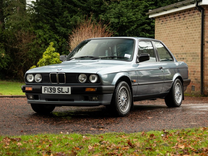 1988 BMW 325i Manual 2-door (E30)