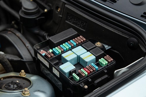 1988 BMW 325i Manual 2-door (E30) Te koop (foto 83 van 137)