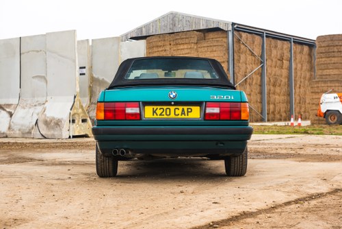 1992 BMW E30 320i Cabriolet Te koop (foto 21 van 122)