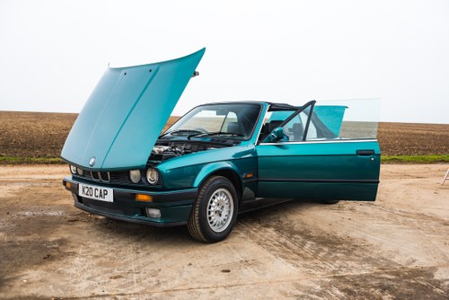1992 BMW E30 320i Cabriolet Te koop (foto 25 van 122)