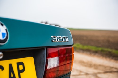 1992 BMW E30 320i Cabriolet Te koop (foto 87 van 122)