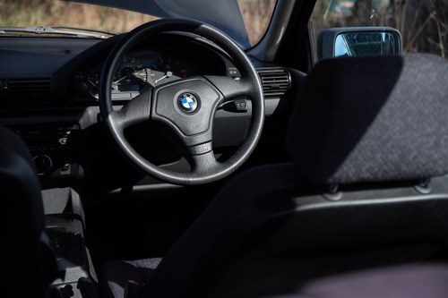 2000 BMW 316i Compact In vendita (immagine 24 di 126)