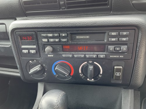 2000 BMW 316i Compact In vendita (immagine 23 di 126)