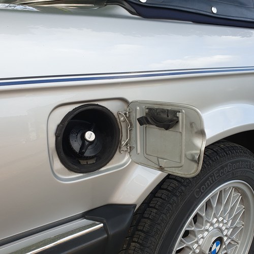 1985 BMW 318i Baur TC2 Convertible (E30) For Sale (picture 69 of 129)