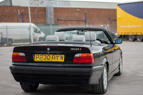 1997 BMW 318i Convertible For Sale (picture 7 of 146)