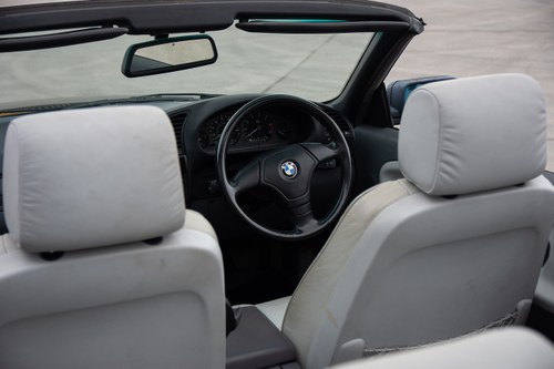 1997 BMW 318i Convertible For Sale (picture 48 of 146)