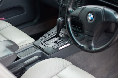 1997 BMW 318i Convertible For Sale (picture 38 of 146)