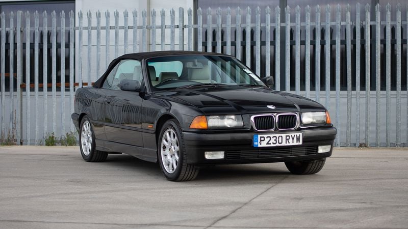  1997 BMW 318i Cabrio a la venta por subasta