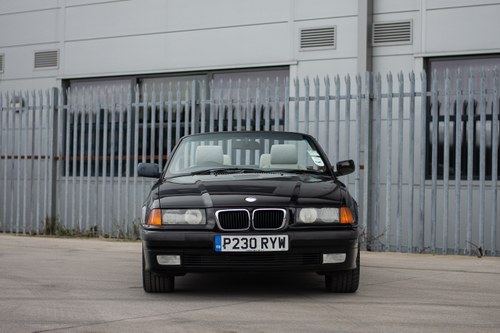 1997 BMW 318i Convertible For Sale (picture 17 of 146)