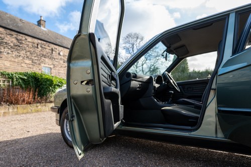 1986 BMW 318i 4-Door Saloon (E30) Te koop (foto 146 van 173)