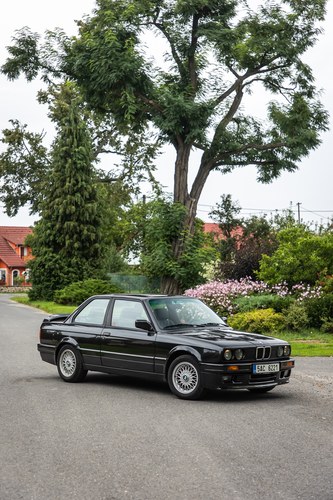 1990 BMW 318is M-Technic (E30) For Sale (picture 20 of 57)