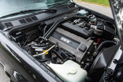 1990 BMW 318is M-Technic (E30) For Sale (picture 55 of 57)