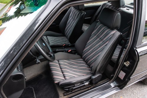 1990 BMW 318is M-Technic (E30) For Sale (picture 28 of 57)