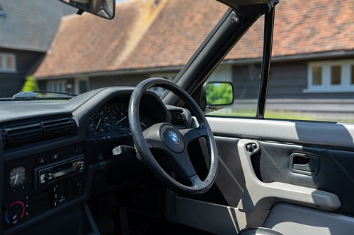 1992 BMW 320i Convertible (E30) Automatic In vendita (immagine 57 di 204)