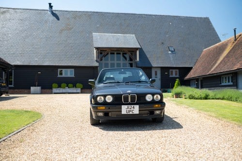 1992 BMW 320i Convertible (E30) Automatic In vendita (immagine 25 di 204)