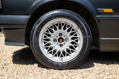 1992 BMW 320i Convertible (E30) Automatic In vendita (immagine 30 di 204)