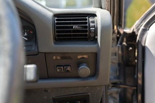 1992 BMW 320i Convertible (E30) Automatic In vendita (immagine 68 di 204)