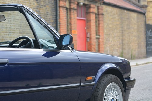1993 BMW 320i Convertible For Sale (picture 40 of 161)