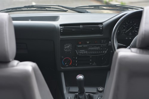 1993 BMW 320i Convertible For Sale (picture 89 of 161)