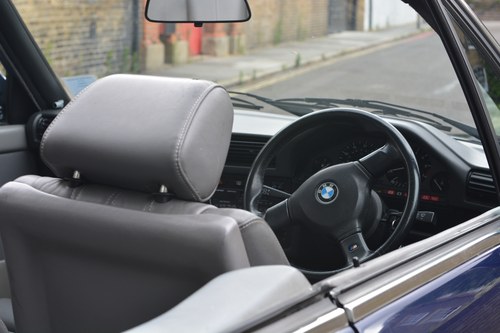 1993 BMW 320i Convertible For Sale (picture 86 of 161)