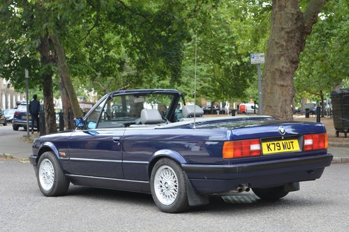 1993 BMW 320i Convertible For Sale (picture 44 of 161)
