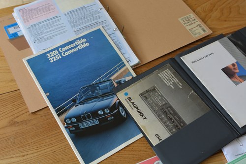 1993 BMW 320i Convertible For Sale (picture 158 of 161)